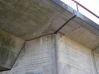 Brückenbau über zweigleisiger DB-Hauptstrecke 